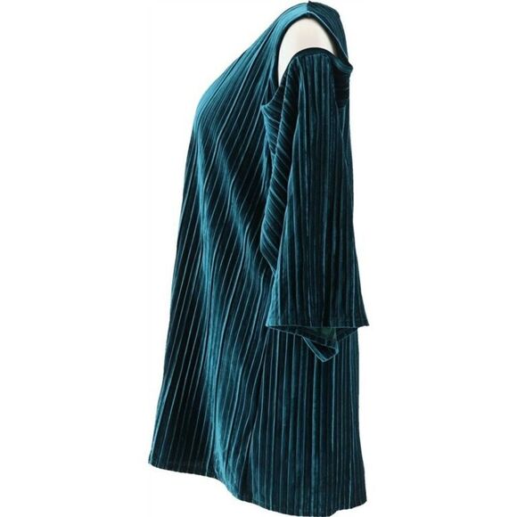 Dennis Basso Pleated Stretch Velvet Cold Shoulder - Picture 5 of 7